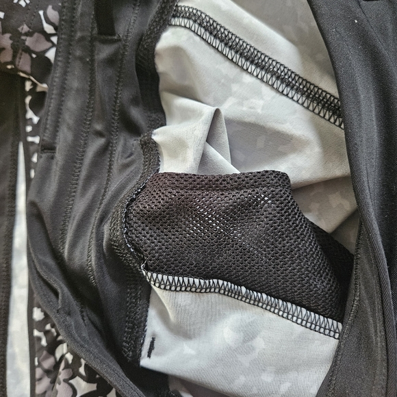 NWOT Athletic Shorts - Picture 6 of 6